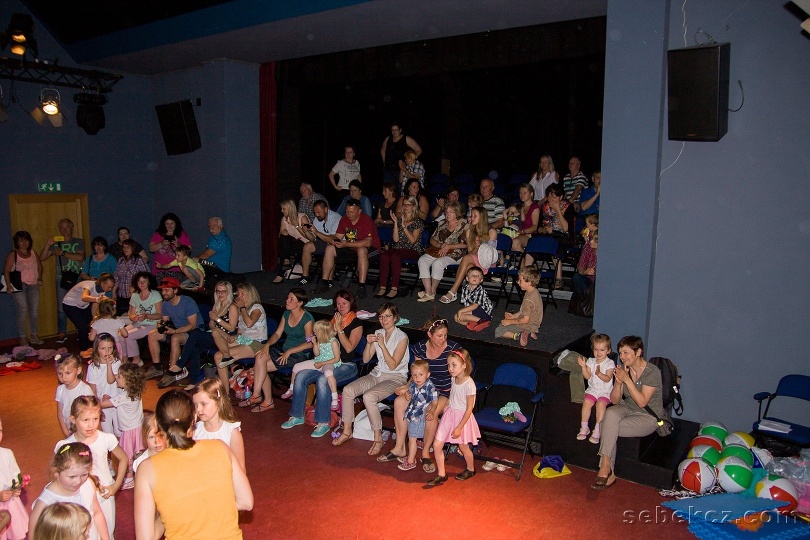 img_170605_8810_Tancovanky-vystoupeni-Mala-Scena.jpg